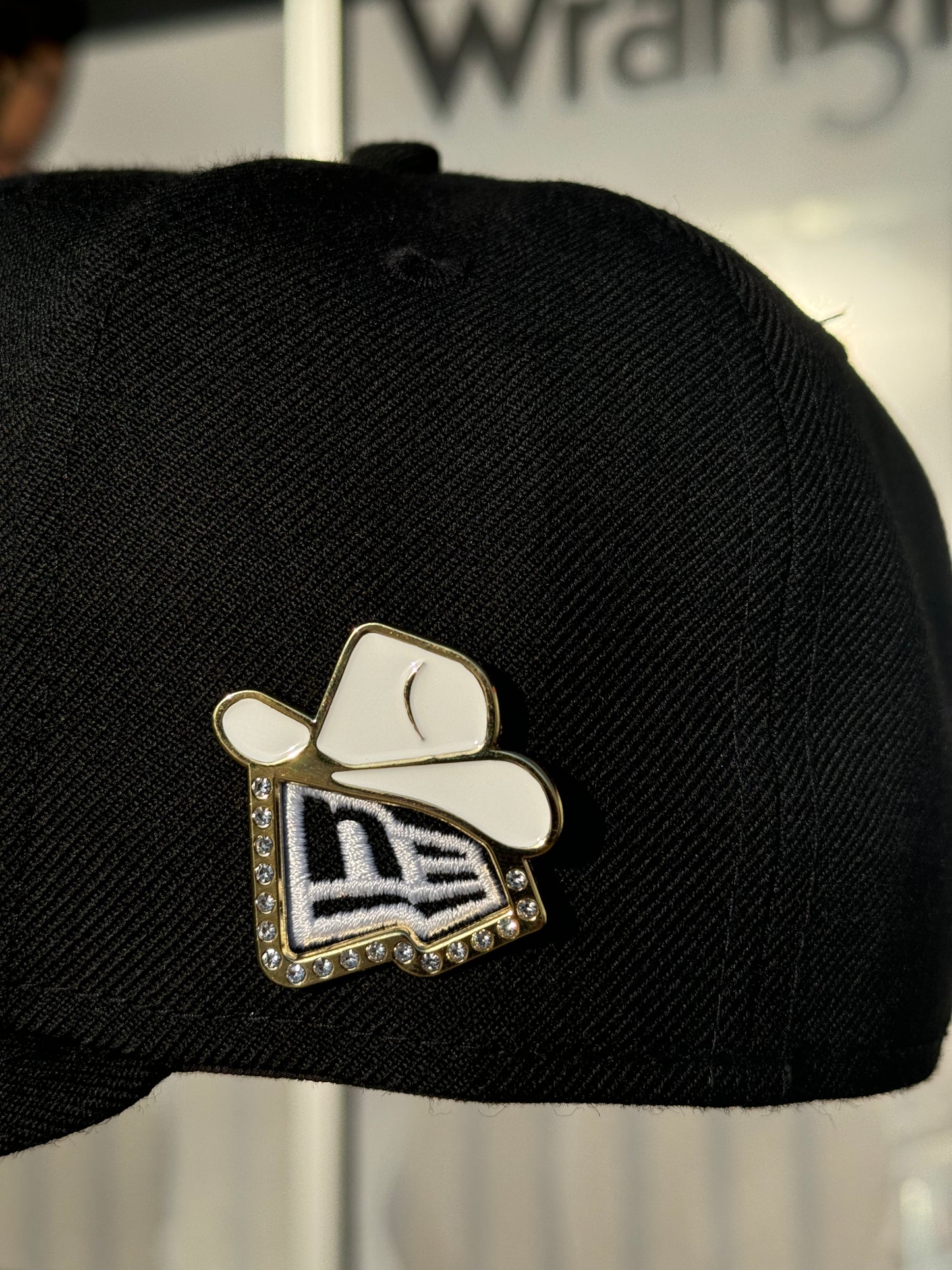 Sombrero Diamantado Cap Pin