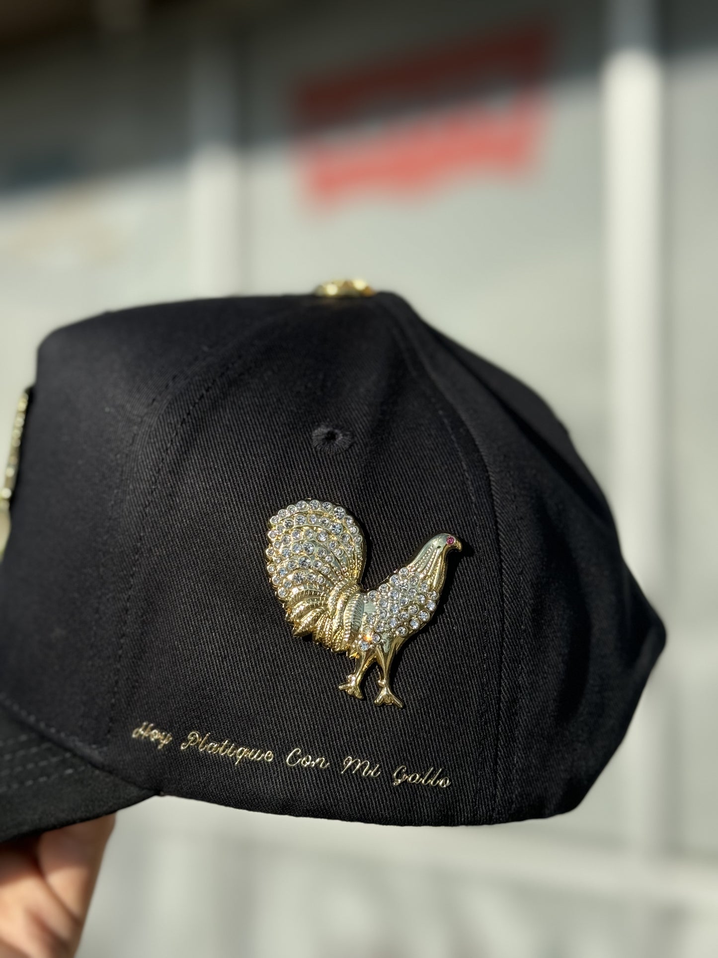 Gallo Cap Pin