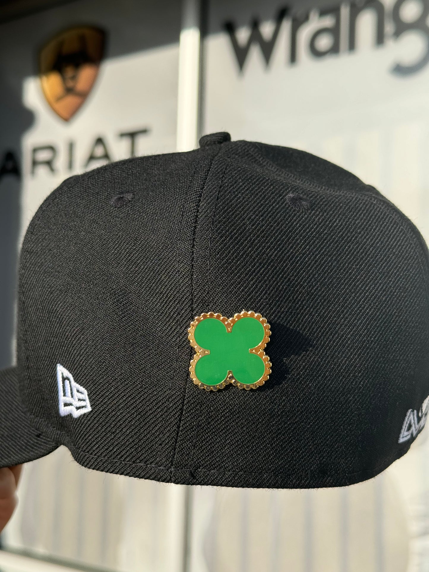 Clover Cap Pin